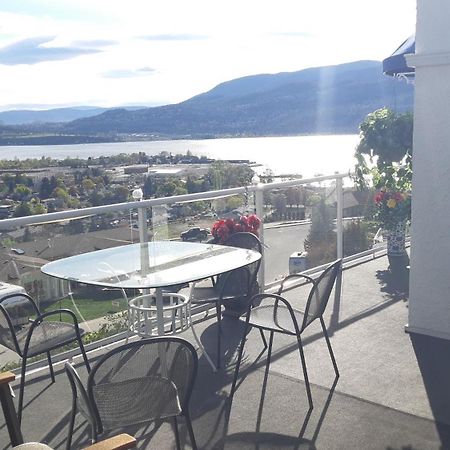 Lakeview House With 4 Rooms Kelowna Near Downtown & Knox Moutain Szoba fotó