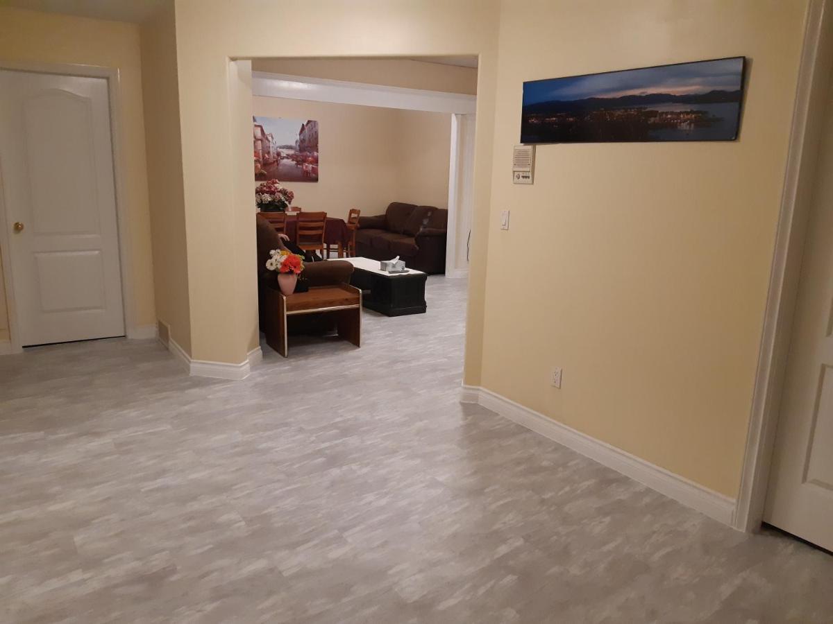 Lakeview House With 4 Rooms Kelowna Near Downtown & Knox Moutain Kültér fotó