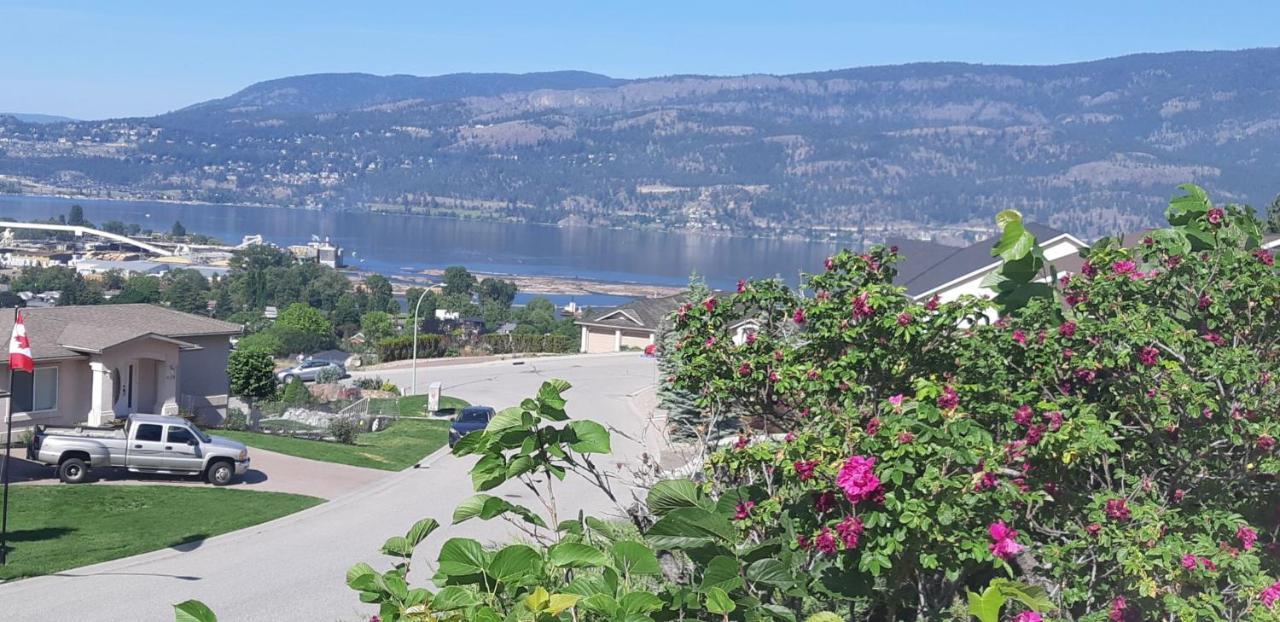 Lakeview House With 4 Rooms Kelowna Near Downtown & Knox Moutain Kültér fotó