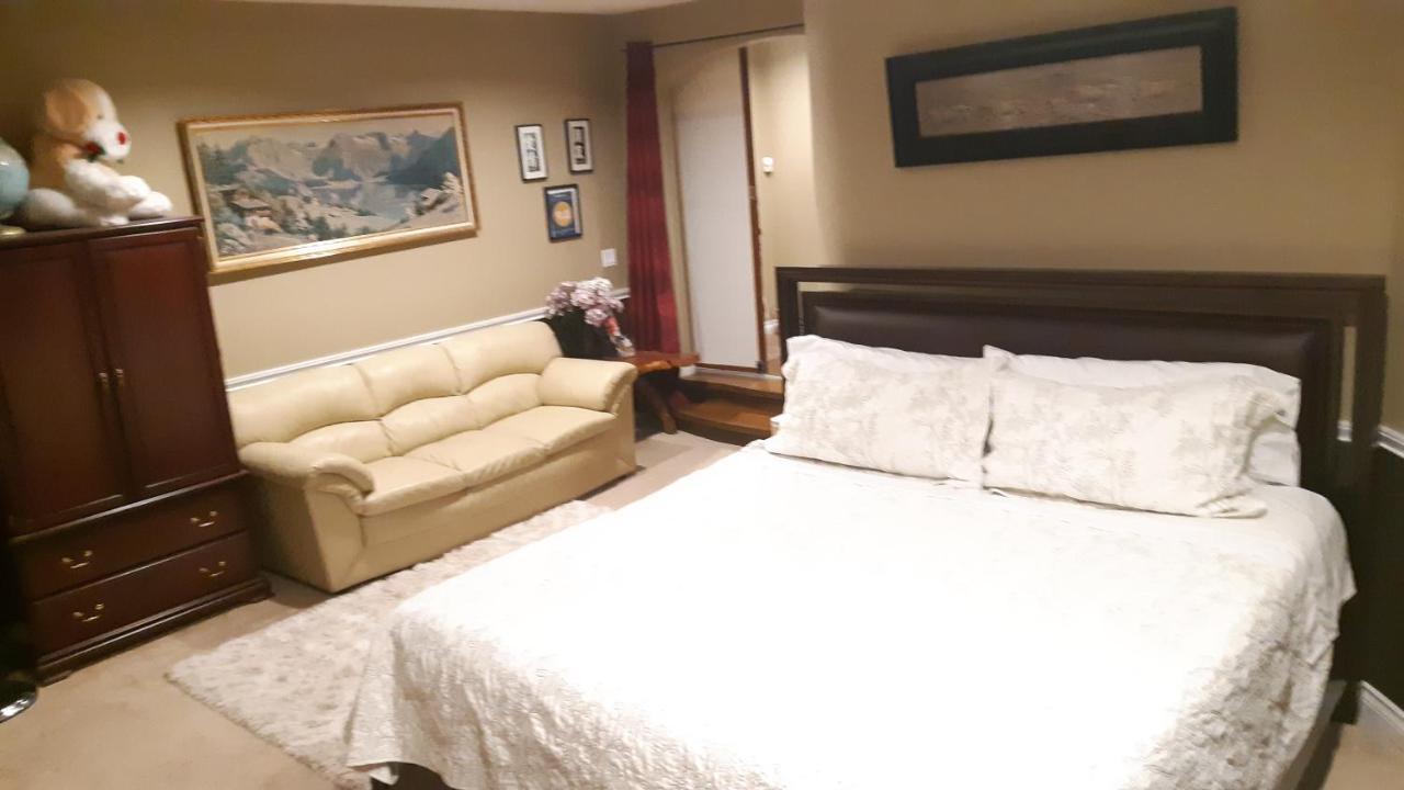 Lakeview House With 4 Rooms Kelowna Near Downtown & Knox Moutain Kültér fotó