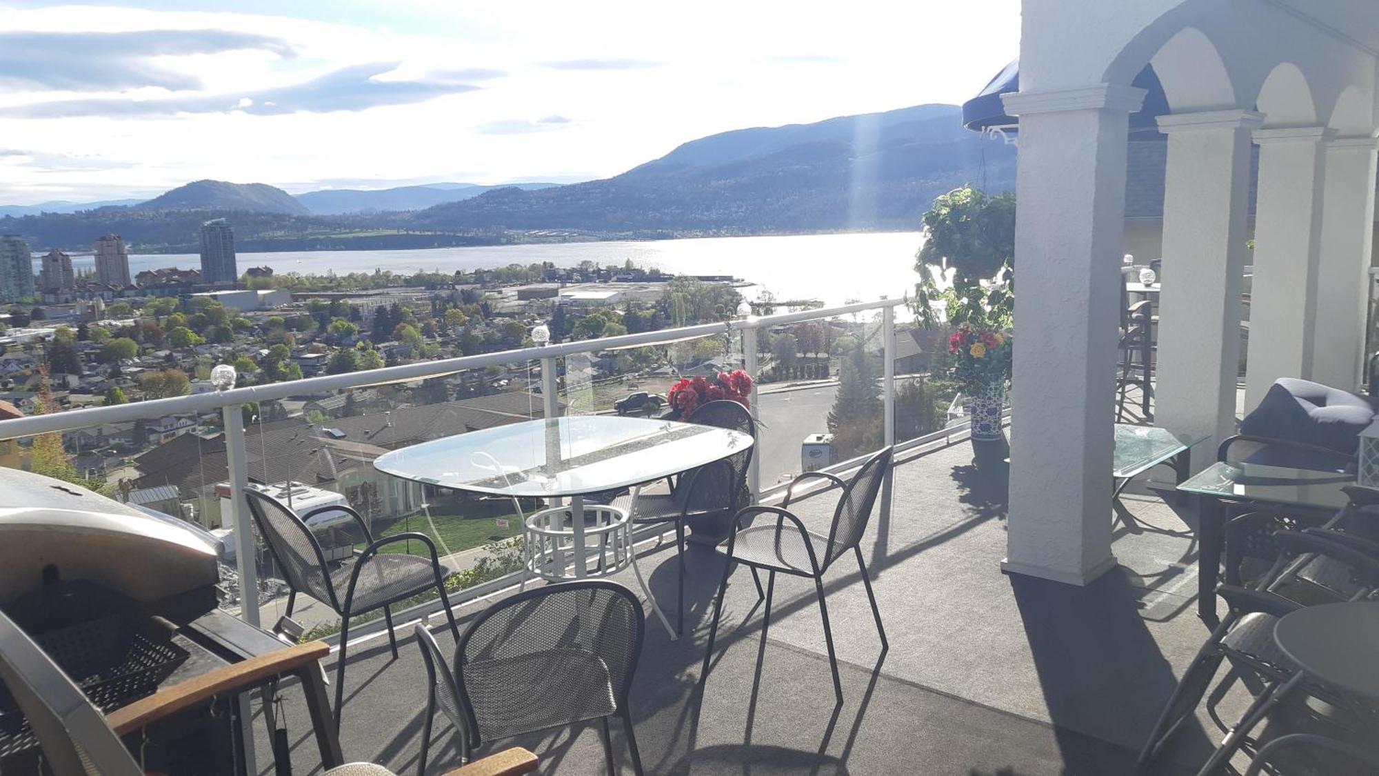 Lakeview House With 4 Rooms Kelowna Near Downtown & Knox Moutain Szoba fotó