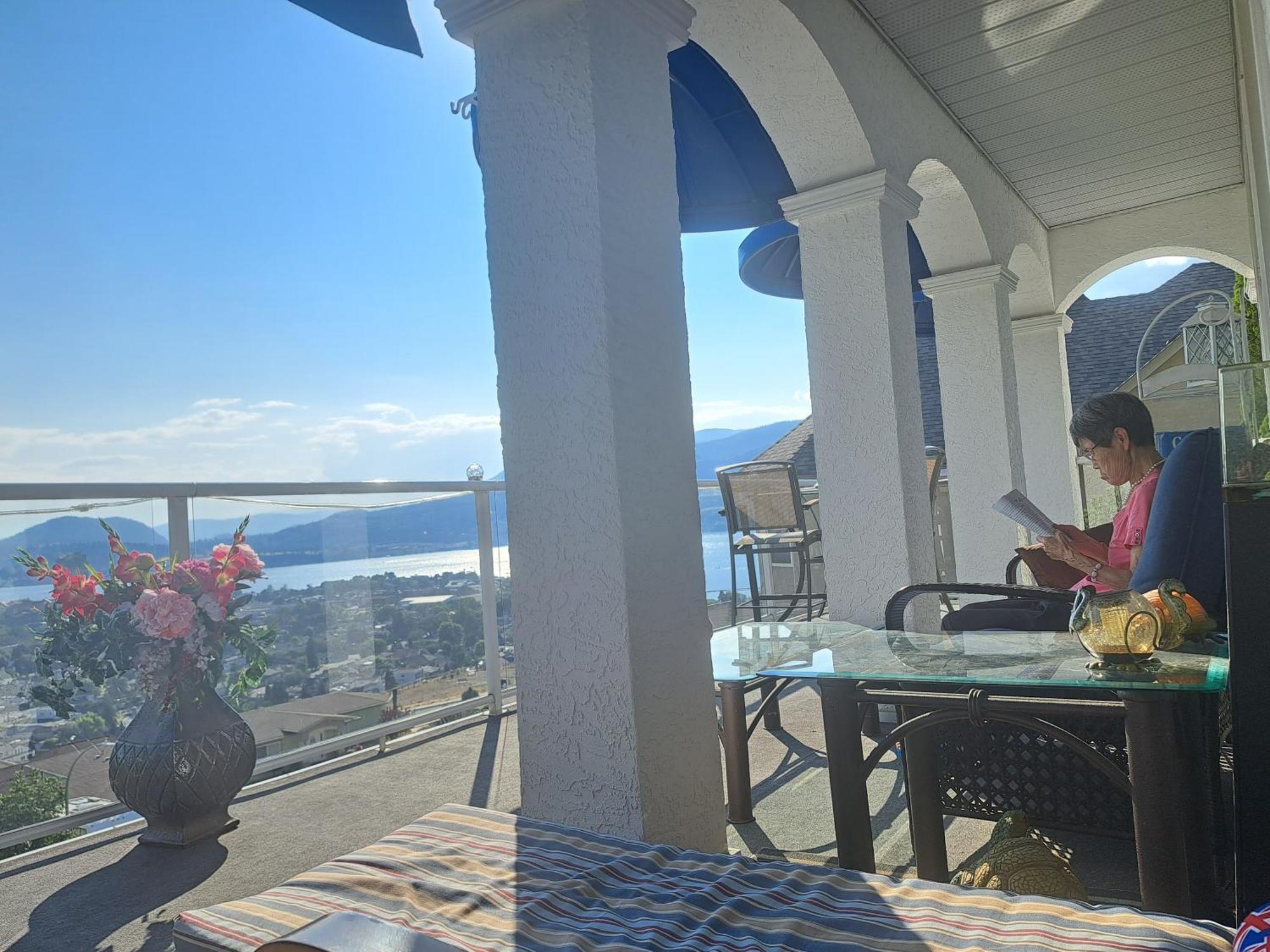 Lakeview House With 4 Rooms Kelowna Near Downtown & Knox Moutain Kültér fotó